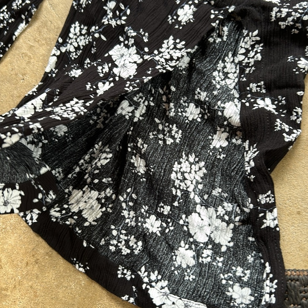 Lulus Pants - Picture 3 of 7